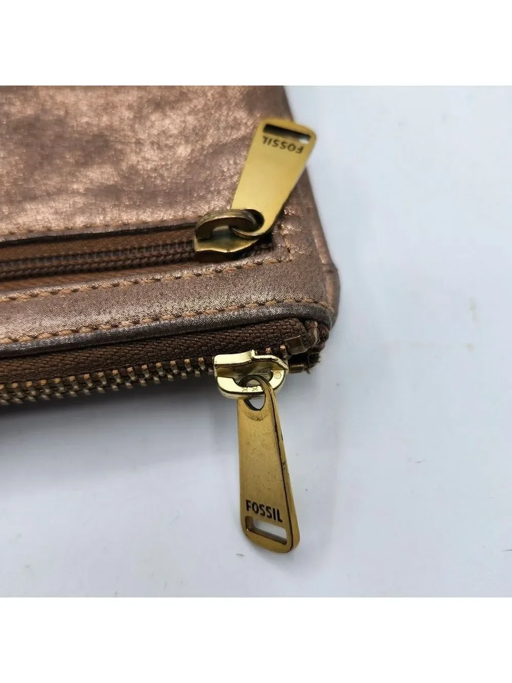 Fossil this chic